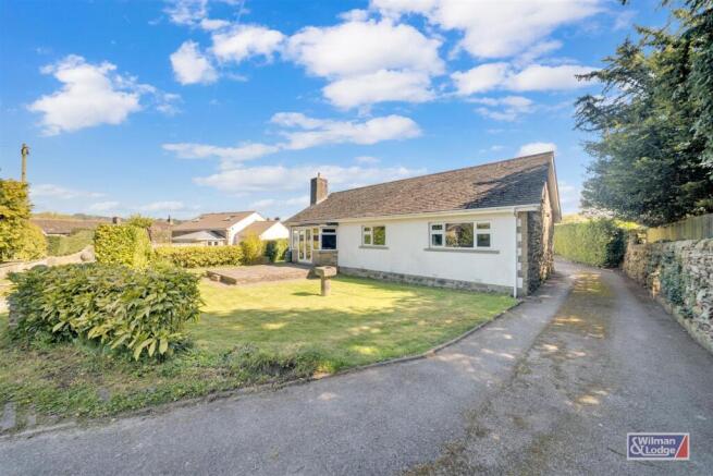 5 bed property, in Shoebridge Avenue, £589,950