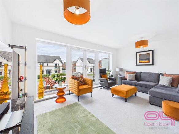 4 bed property, in Acacia Lane, £315,000