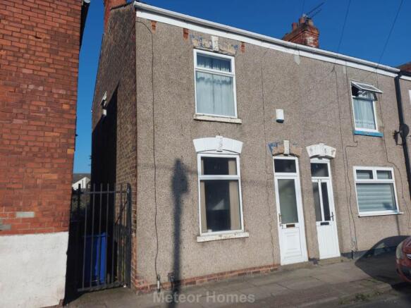 3 bed property, in Castle Street, £55,000