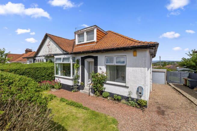 3 bed property, in Merryton Avenue, £365,000