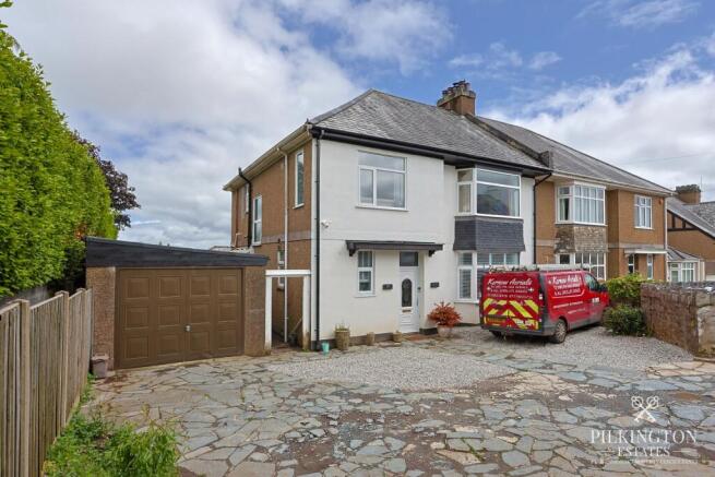 4 bed property, in Michael Road, £475,000