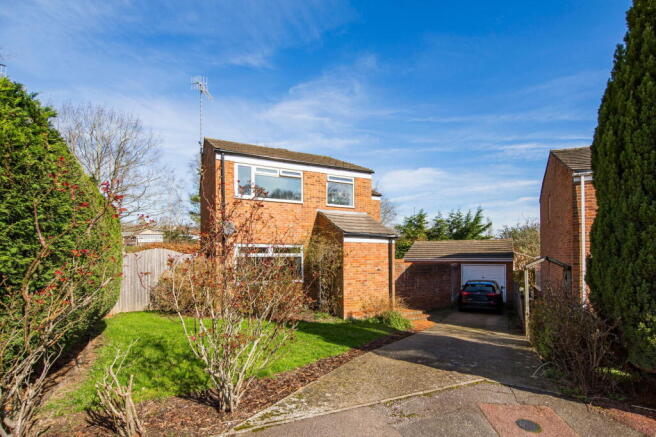 4 bed property, in St. Michaels Road, £650,000