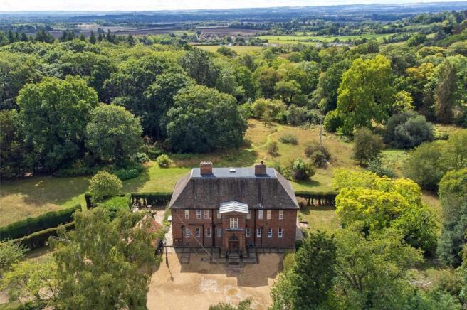 6 bed property, in Foxcombe Lane, £2,500,000