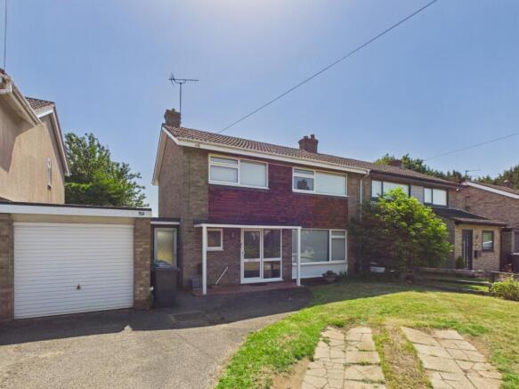 3 bed property, in Histon Road, £445,000
