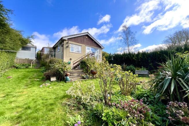 2 bed property, in Gleadless Road, £240,000
