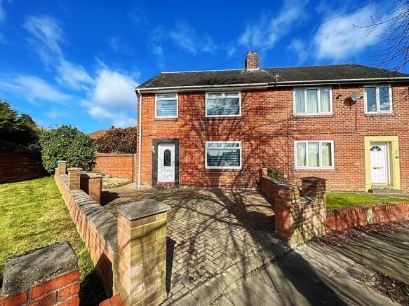 3 bed property, in Monmouth Gardens, £155,000