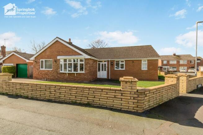 4 bed property, in Sandringham Drive, £380,000