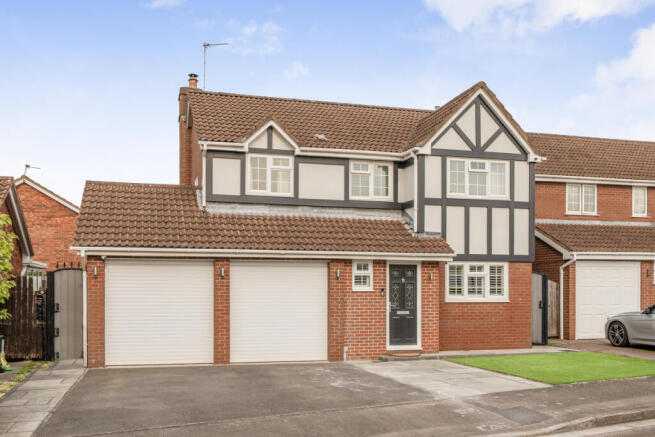 4 bed property, in Aintree Drive, £575,000