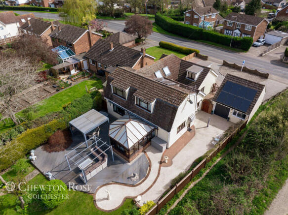 4 bed property, in Maldon Road, £850,000