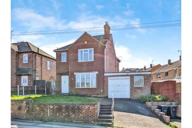 3 bed property, in Surgeys Lane, £300,000