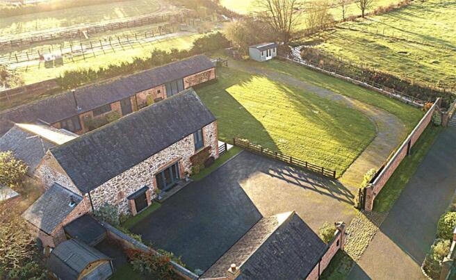 5 bed property, in River Lane, £1,250,000