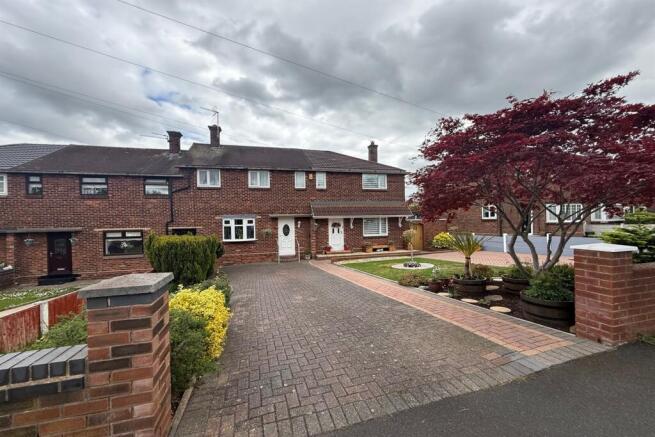 2 bed property, in Boston Avenue, £170,000