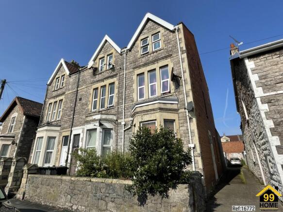 4 bed property, in George Street, £245,000