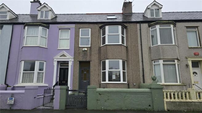 3 bed property, in Maeshyfryd Road, £123,500