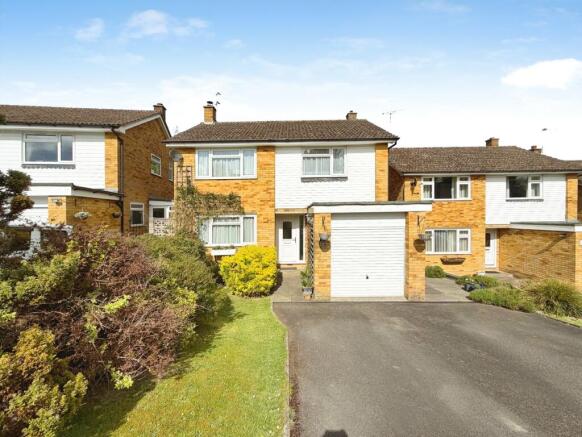 3 bed property, in St. Richards Road, £425,000