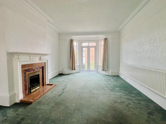 4 bed property, in Thorne Road, £350,000