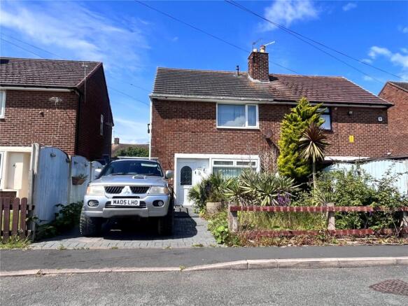2 bed property, in Wastdale Drive, £150,000