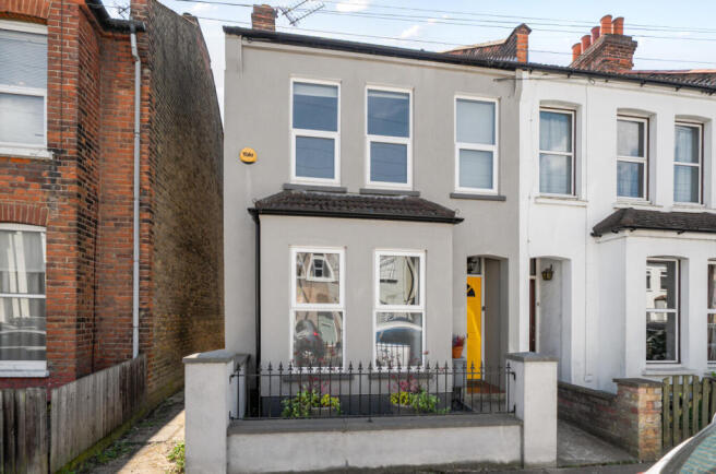 3 bed property, in Godwin Road, £625,000