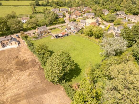 5 bed property, in North Street, £800,000