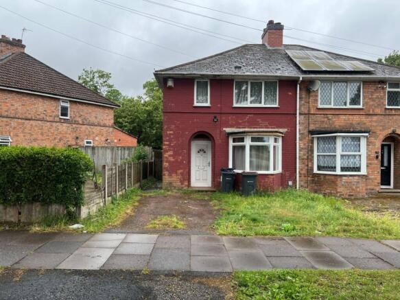 2 bed property, in 76 Stuarts Road, £39,000