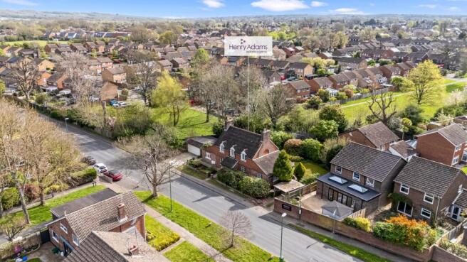 5 bed property, in North Heath Lane, £950,000