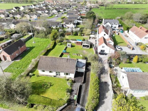5 bed property, in Kingsway, £450,000