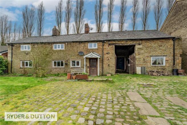 4 bed property, in Highlands, £385,000