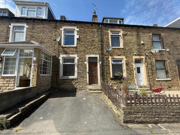 3 bed property, in Hastings Place, £90,000