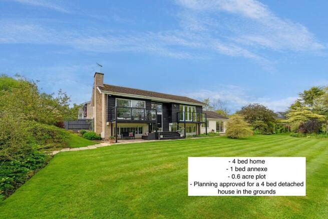 5 bed property, in Pigeon Hill, £900,000