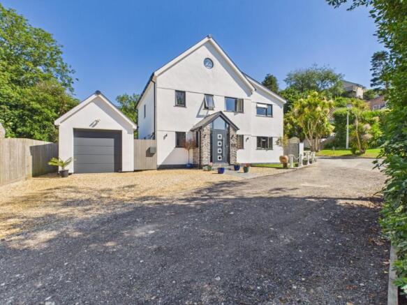4 bed property, in 20 Portmellon Park, £650,000