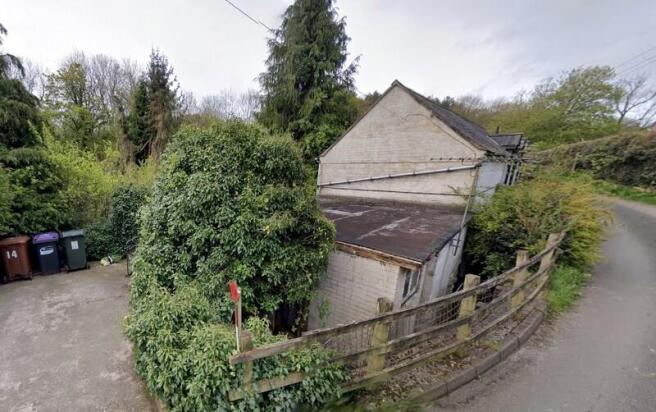 2 bed property, in Nant y Caws, £50,000