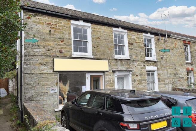 4 bed property, in Berkeley Vale, £412,000
