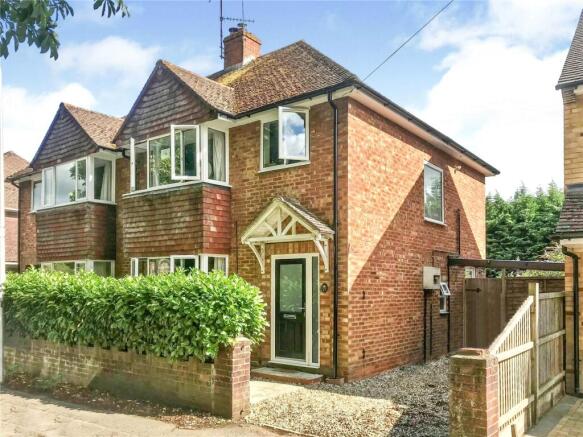 3 bed property, in Church Street, £425,000