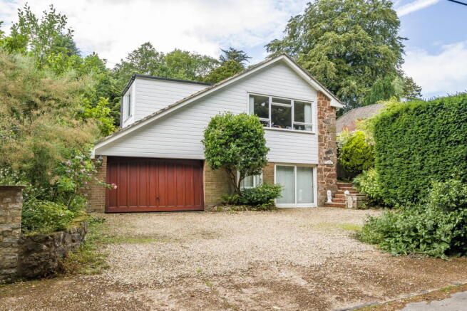 7 bed property, in The Garden House, £800,000