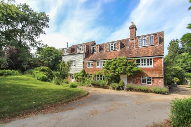 5 bed property, in Newick Lane, £1,150,000