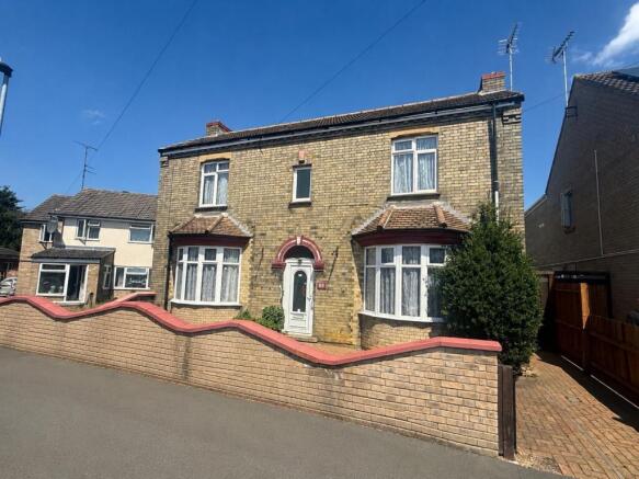 3 bed property, in Scotney Street, £290,000
