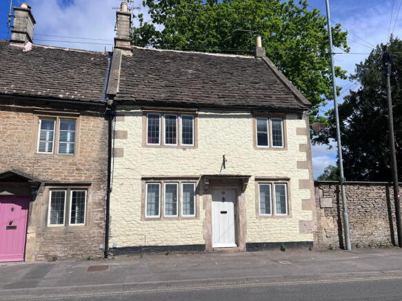 3 bed property, in Pickwick, £315,000