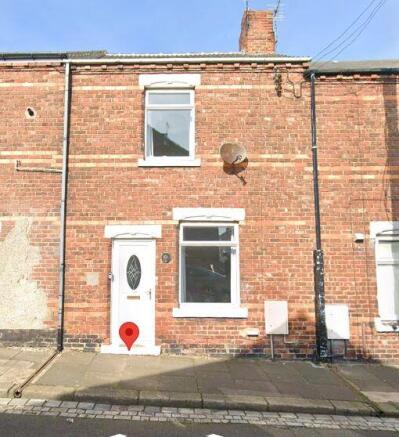 2 bed property, in 10 Tees Street, £35,000