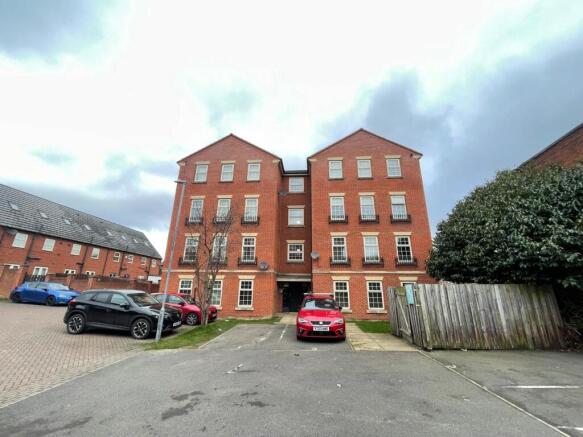 2 bed property, in The Blossoms, £60,000