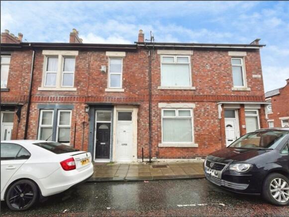 3 bed property, in Canterbury Street, £72,500