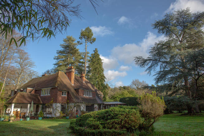 5 bed property, in Collinswood Road, £2,000,000