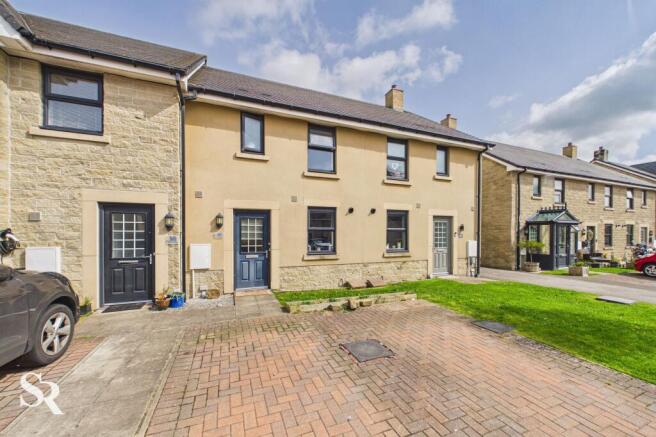 3 bed property, in Marsh Way, £285,000