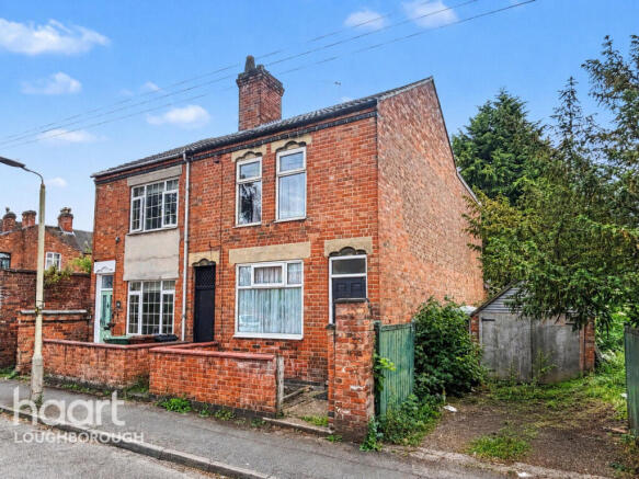 4 bed property, in Cambridge Street, £200,000