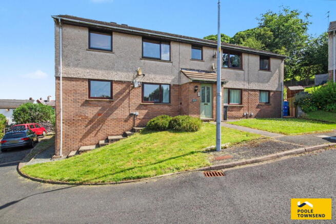 2 bed property, in Bleaswood Road, £160,000