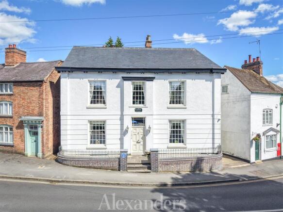6 bed property, in Church Street, £750,000