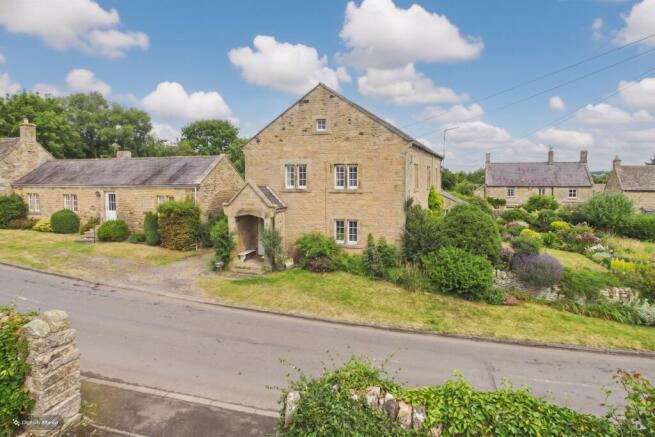 3 bed property, in The Temperance, £320,000