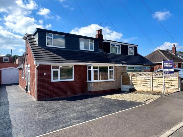 4 bed property, in Cotswold Avenue, £315,000