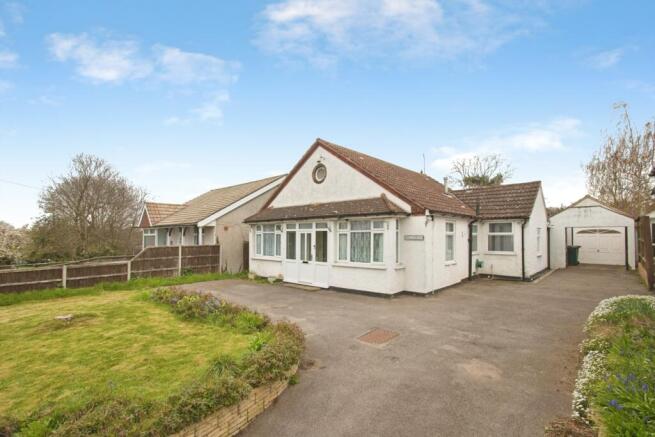 2 bed property, in Church Hill, £630,000