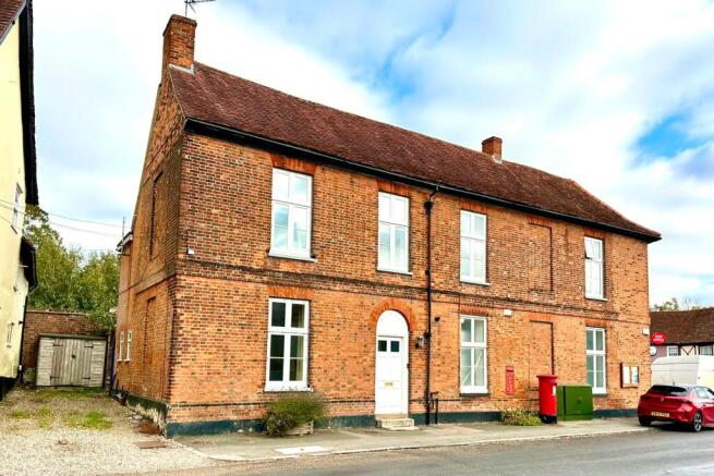 4 bed property, in High Street, £550,000