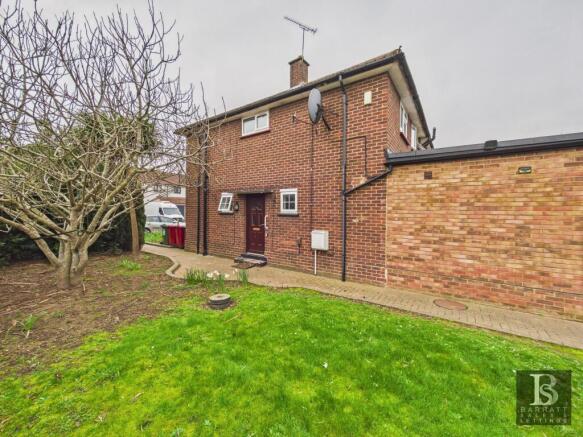 6 bed property, in Washington Drive, £549,950